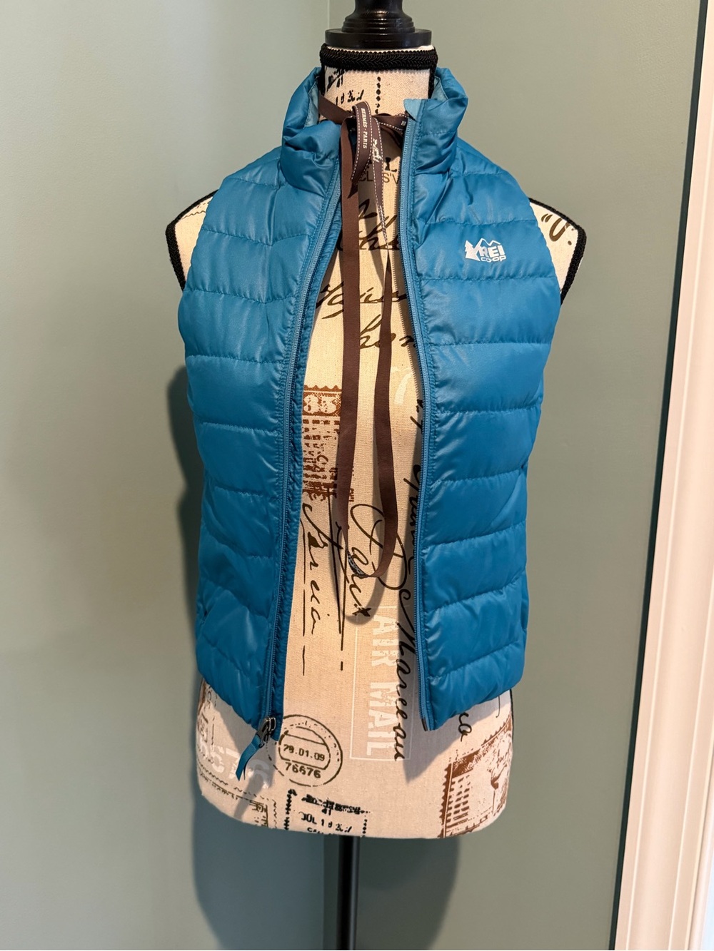 REI Kid's Teal Quilted Lightweight Insulated Vest